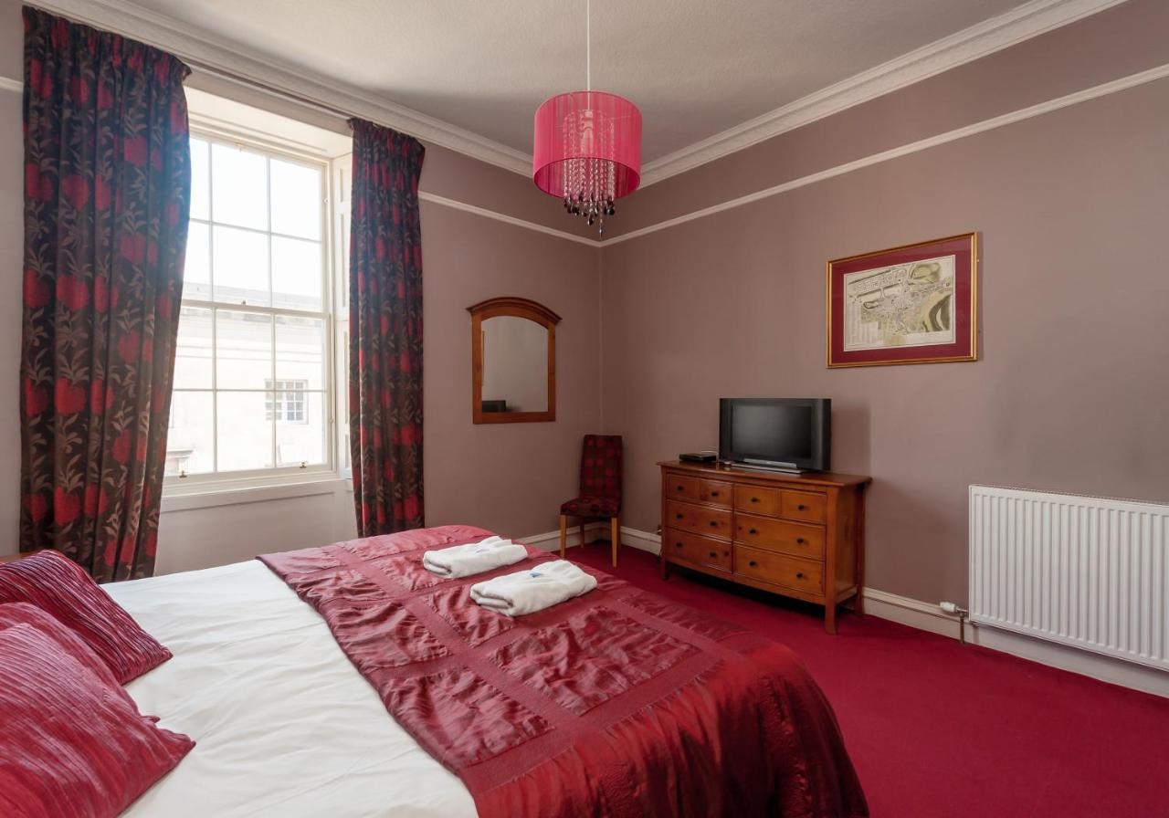 Bank St Royal Mile Apartment เอดินบะระ ภายนอก รูปภาพ